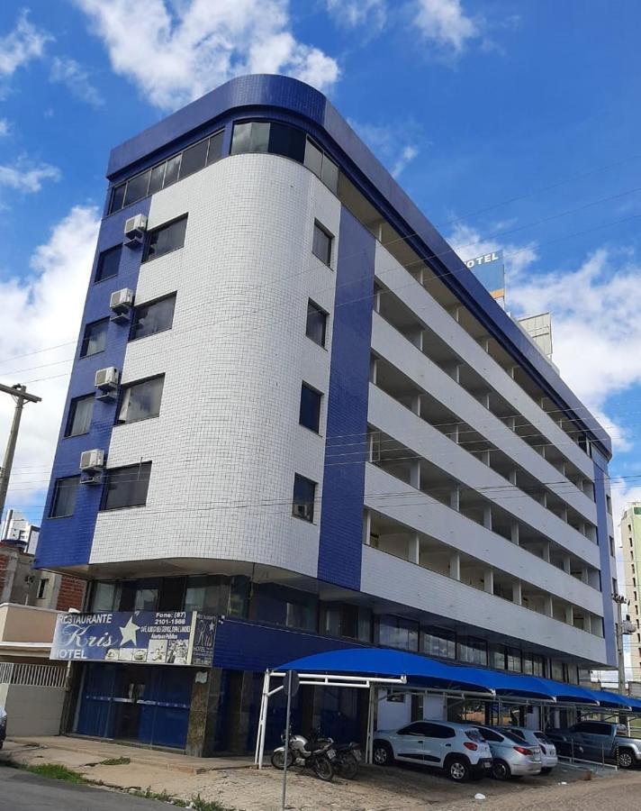 Kris Hotel Petrolina Esterno foto